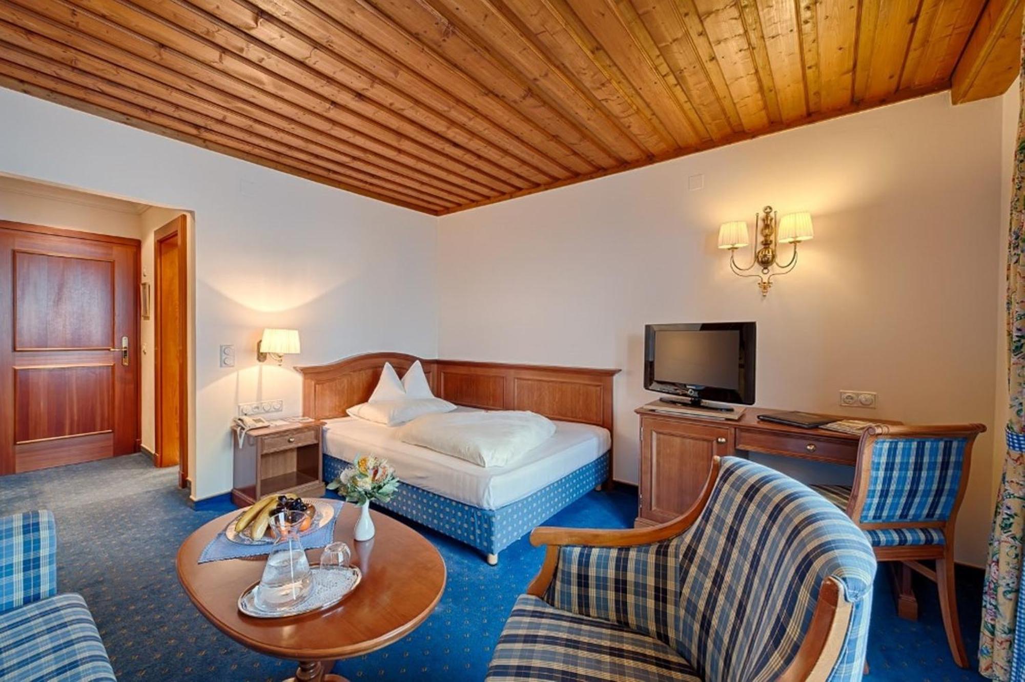 Thermenwelt Hotel Pulverer Bad Kleinkirchheim Habitación foto